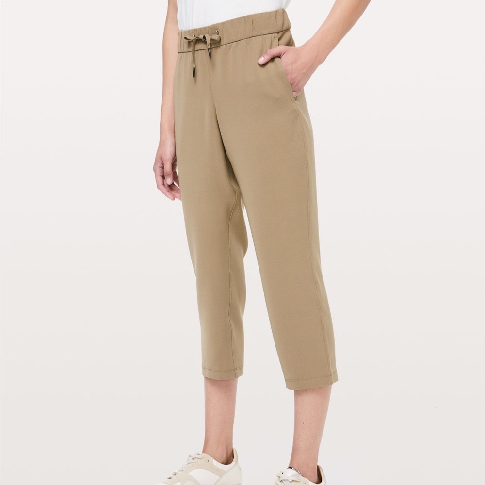 Lulu🍋 On the Fly Crop Size 4